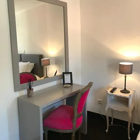 L'avenue Hotel Annot